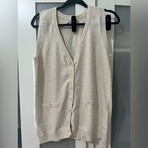 NWT Sleeveless Button-Front Knit Vest - Cream